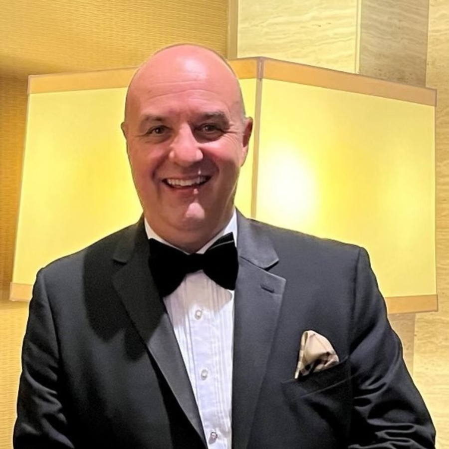 Kenneth Ludwig